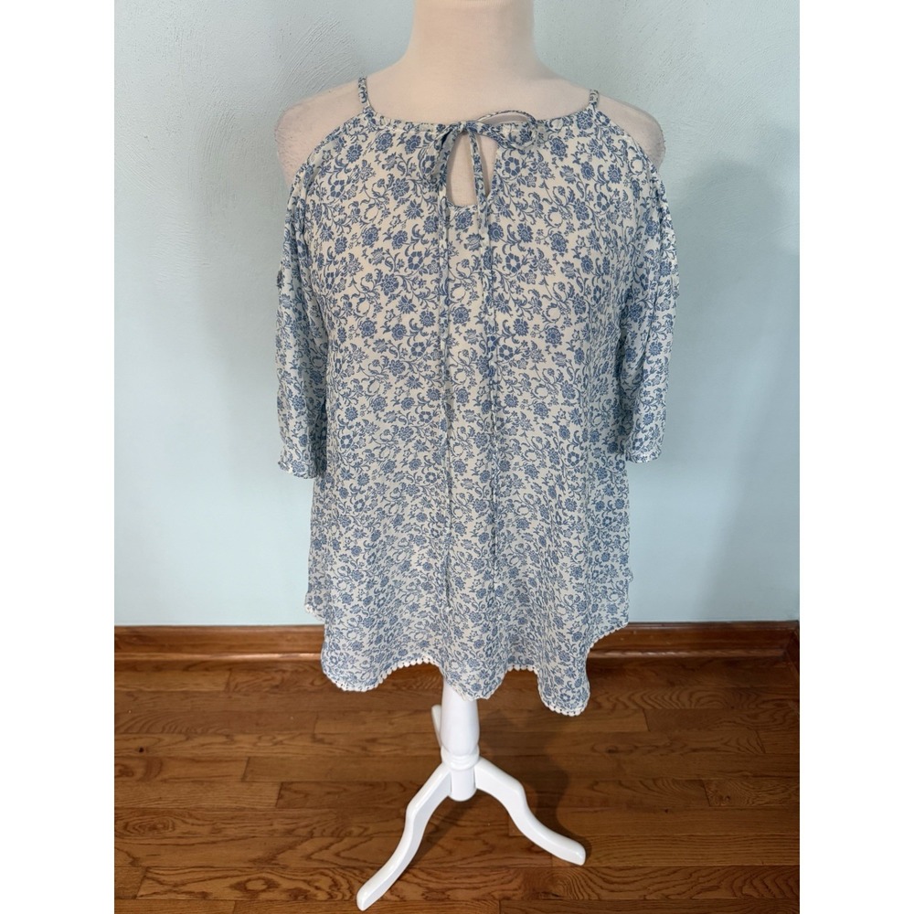 Francesca's Blue Floral Flutter Sleeve Prairiecore Cottage Blouse Sz M/L